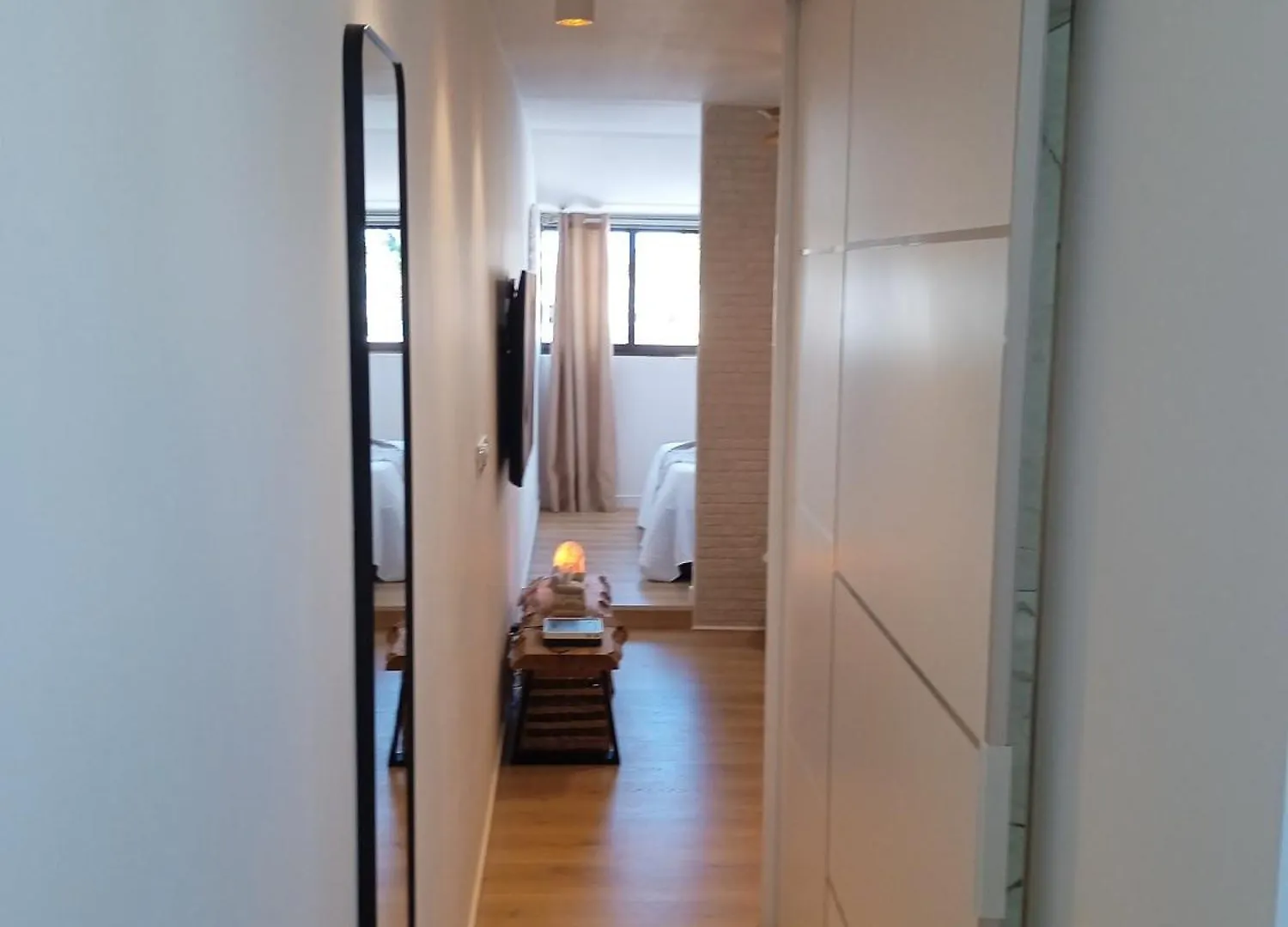 A T Suite location